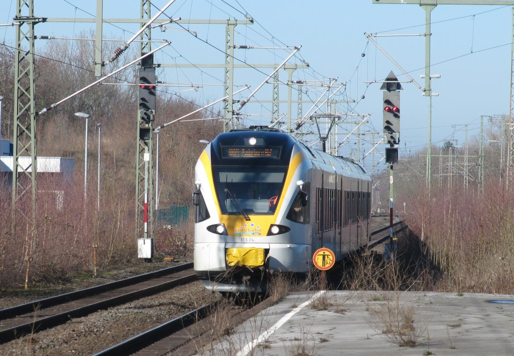 Einfahrt der Eurobahn ET5.04 in den Bahnhof Soest am 4.3.2013