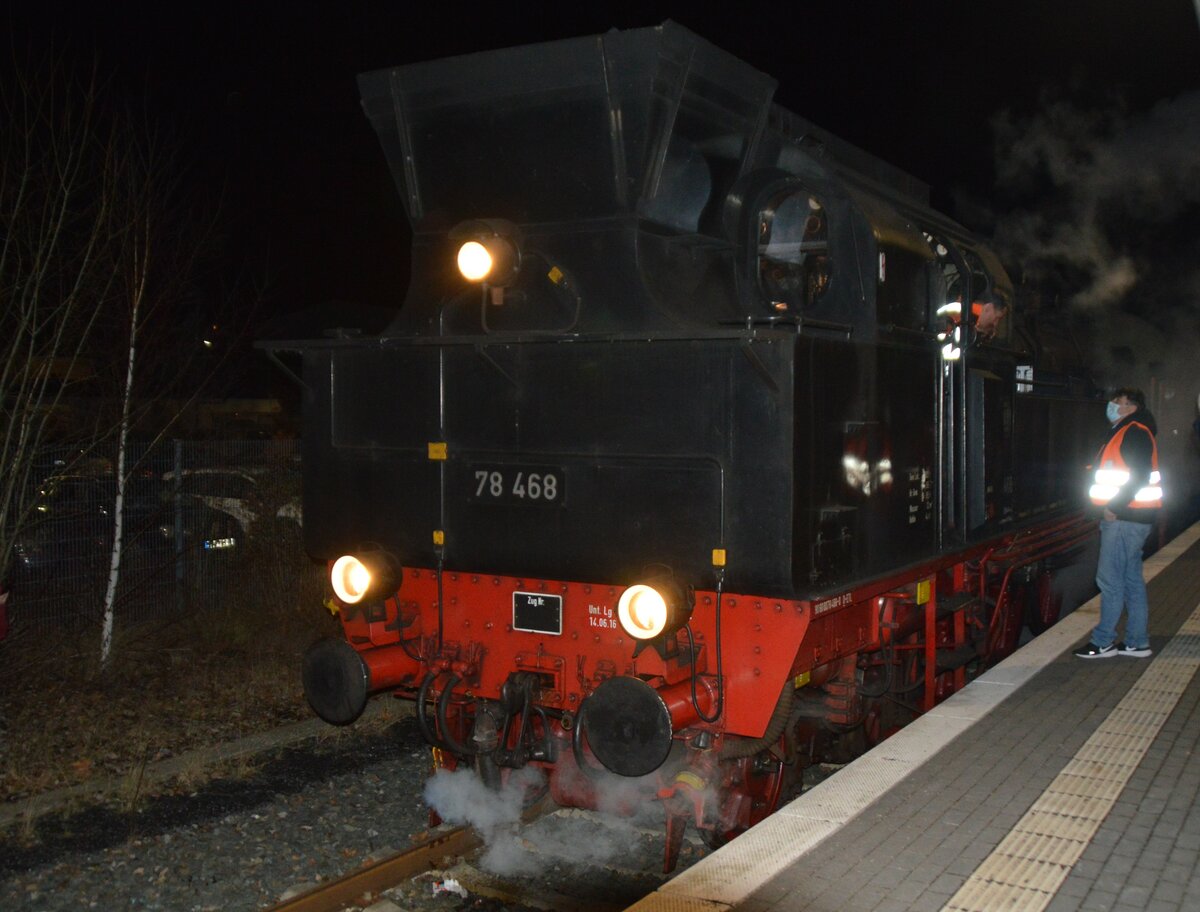 Am 05.02.2022 legte der Dampfsonderzug mit der 78 468 auf der Rückfahrt von Winterberg nach Münster einen Stopp in Arnsberg ein. 