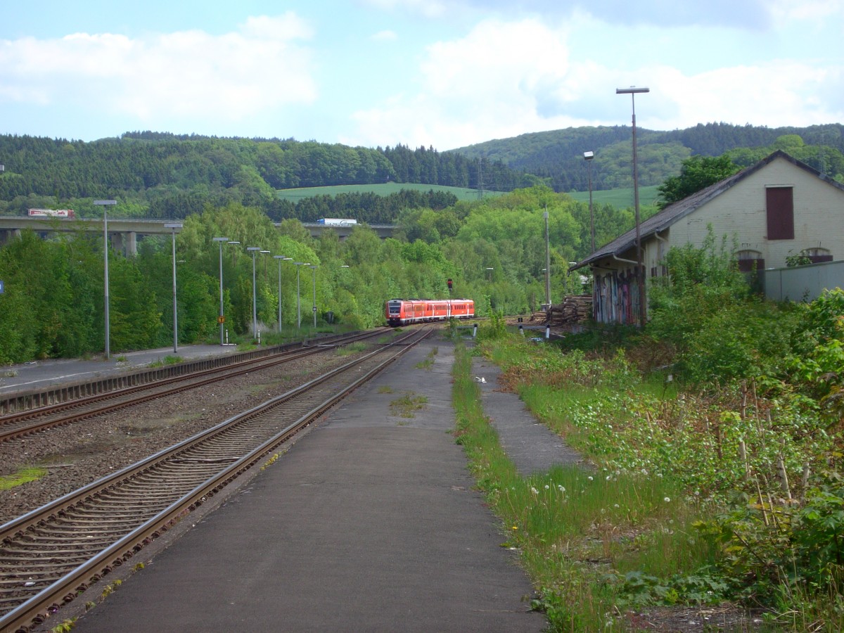Einfahrt in den Bahnhof Arnsberg (Juni 2014)