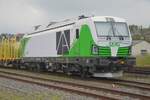 Am 15.04.2024 fand im Bahnhof Arnsberg wieder Holzverladung statt. Wieder dabei war auch die SETG
(Salzburger Eisenbahn Transport Logistik GmbH) Lok 248 065 (Siemens Vectron Dual-Mode)