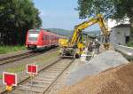 Am 22.07.2014 dauern die Bauarbeiten im Gleis 1 noch an, so dass die Züge Richtung Bestwig weiterhin das Gleis 3 benutzen müssen,