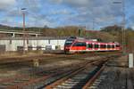 triebwagen/686622/644-511-ist-am-16012020-mit 644 511 ist am 16.01.2020 mit dem RE57 auf dem Weg nach Dortmund bei der Einfahrt in den Bahnhof Arnsberg.