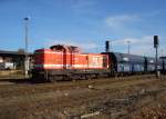 Am 04.11.2011 steht die D 68 der RLG mit einem Kohlezug abfahrbereit in Neheim-H�sten.