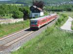 Personenzuge/74623/re-17-auf-dem-weg-nach RE 17 auf dem Weg nach Warburg am 04.06.2010 in Arnsberg-Uentrop.